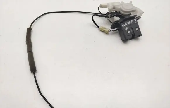 Mazda 3 II Tailgate/trunk/boot lock/catch/latch