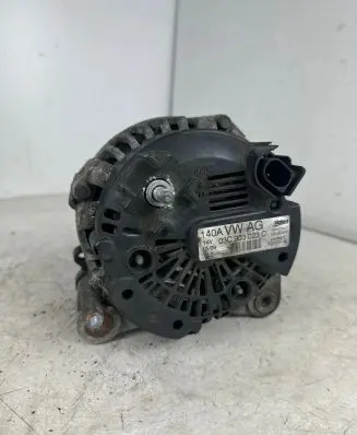 Volkswagen PASSAT B7 Generator/alternator 03C903023C TG14C012 2542697D