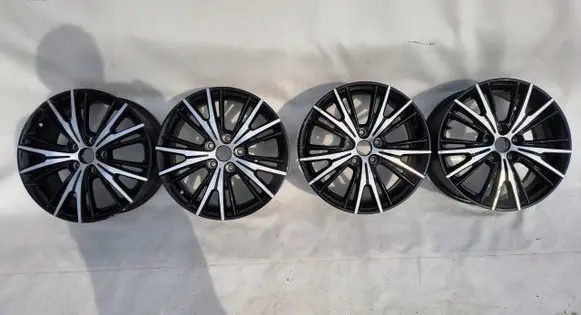 MG ZS R17 alloy rim 
