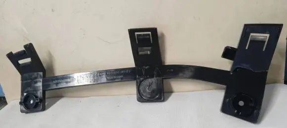 Tesla Model X Headlight/headlamp mounting bracket 104695700F