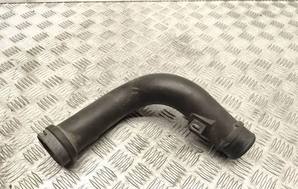 Mazda 6 Air intake hose/pipe R2AA13231