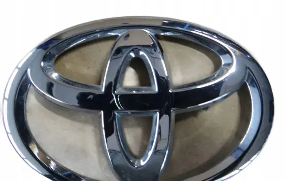 Toyota Corolla E210 E21 Manufacturer badge logo/emblem 90975W2007