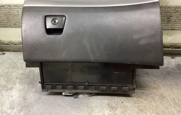 Volvo XC90 Glove box 3409563 1264