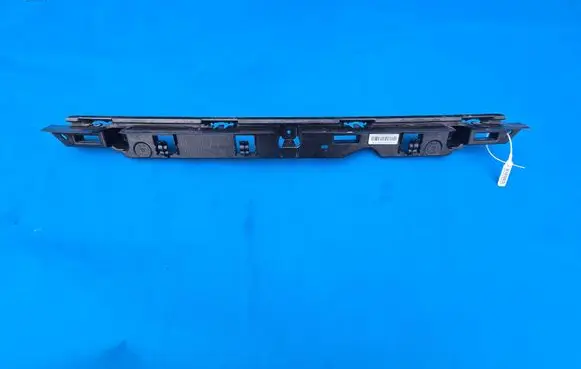 BMW 5 G60 G61 Rear bumper mounting bracket 5A0F8A7