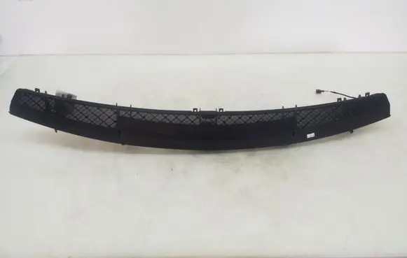 Mercedes-Benz C W204 Cover in windowsill A2046830130