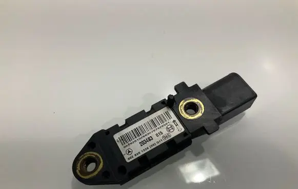 Mercedes-Benz CLS C219 Airbag deployment crash/impact sensor 0028201326 203483015 A0028201326