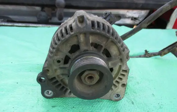 Audi A3 S3 8L Generator/alternator 037903025B