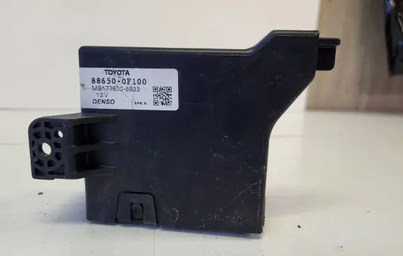 Toyota Verso Other control units/modules 886500F100