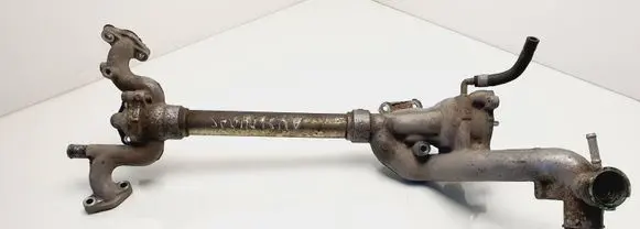 Infiniti FX Engine coolant pipe/hose