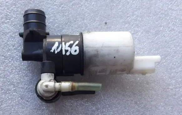 Renault Scenic II - Grand scenic II Windscreen/windshield washer pump 8200067015 8200295685 9641553880