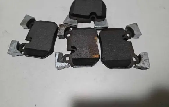 BMW 1 E82 E88 Brake pads (rear) 