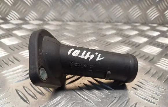 Thermostat/thermostat housing