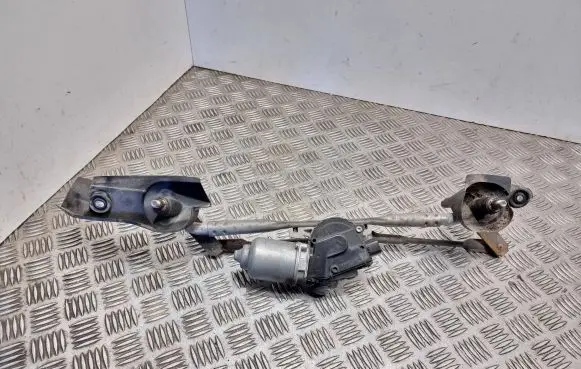 Mazda 6 Front wiper linkage and motor 1593001431