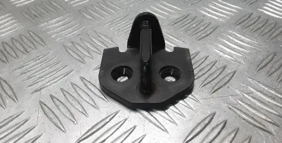 Volvo XC60 Rear door lock loop/hook striker 30699650