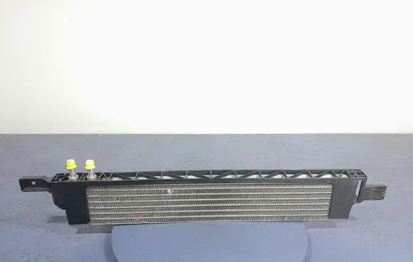 Engine oil radiator