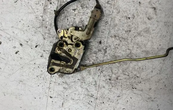 Opel Monterey Front door lock