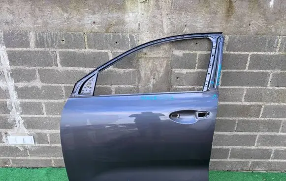 KIA Sorento Front door 