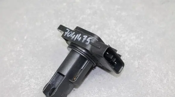 Mazda 3 II Mass air flow meter 1974002010