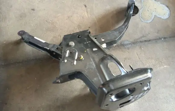 Volkswagen Polo IV 9N3 Brake pedal 6Q1721058BA