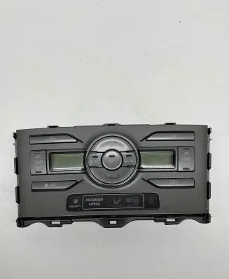 Toyota Auris 150 Climate control unit 5590002220B