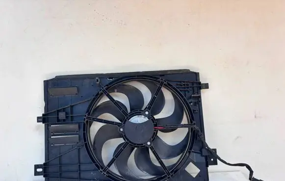 Peugeot 308 Electric radiator cooling fan 9832930080