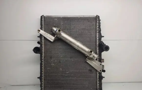 Citroen C5 Coolant radiator 9635990080 PA66GF30