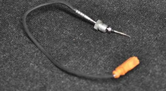 Audi A7 S7 4G Oil temperature sensor 