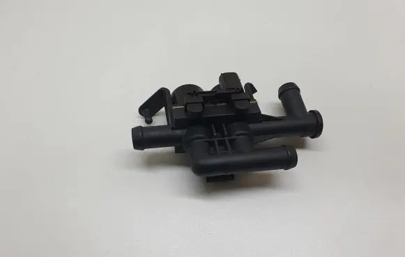 BMW 5 F10 F11 Coolant heater control valve 9119164 64119119164 6411911916404