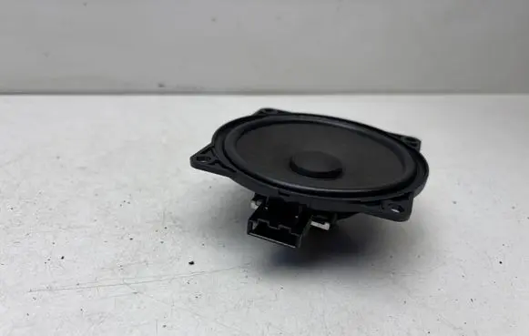 Volkswagen Jetta V Front door speaker 1K0035411
