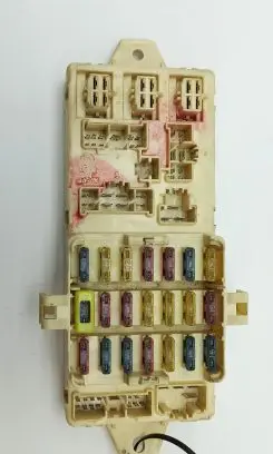Subaru Impreza II Fuse module 960131