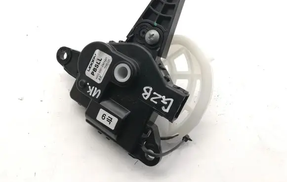 Hyundai Ioniq A/C air flow flap actuator/motor D267CWFAA01