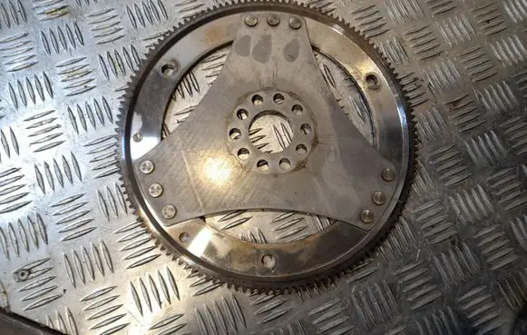 Volkswagen Touareg II Flywheel 022105323E