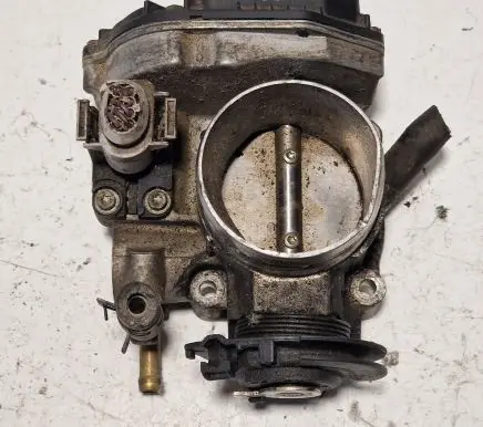 Volkswagen Golf IV Throttle valve 06A133064J 408237111012