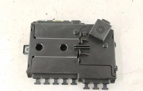 Mercedes-Benz C W205 Fuse box set 2055402850 A2055402850