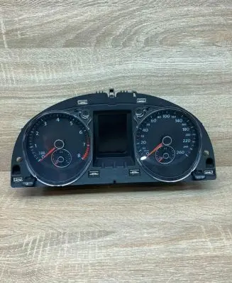 Volkswagen PASSAT B6 Speedometer (instrument cluster) 3AA920870B A2C53219792