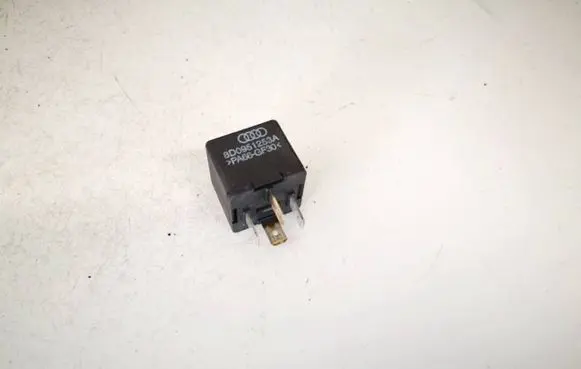 Audi A4 S4 B7 8E 8H Other relay 8d0951253a
