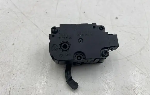 Volkswagen ID.7 Air flap motor/actuator 85E820511
