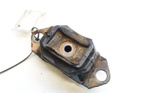 Renault Scenic II - Grand scenic II Engine mount bracket 