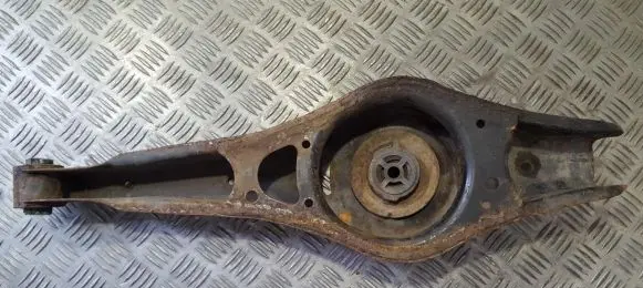 Rear upper control arm/wishbone