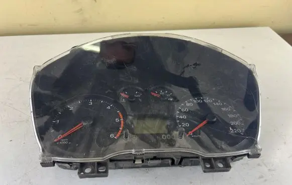 Speedometer (instrument cluster)