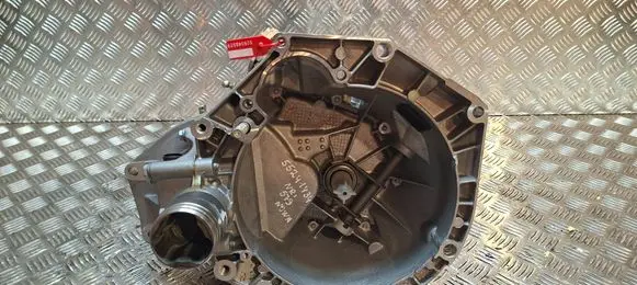 Manual 5 speed gearbox
