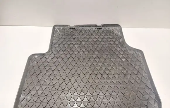 Volkswagen PASSAT B6 Rear floor mat 3C0061511