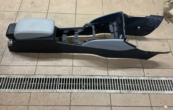 Audi A3 S3 8V Center console 8V1863243A 8V1863243