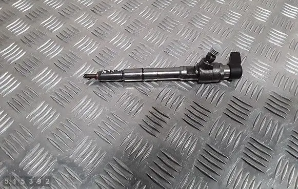Volkswagen Caddy Fuel injector 03l130277b