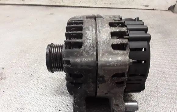 Citroen C4 Grand Picasso Generator/alternator 9661544880