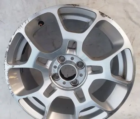 Fiat 500 Abarth R16 alloy rim 