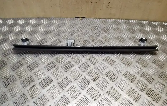 Renault Master III Front door windshield rail 