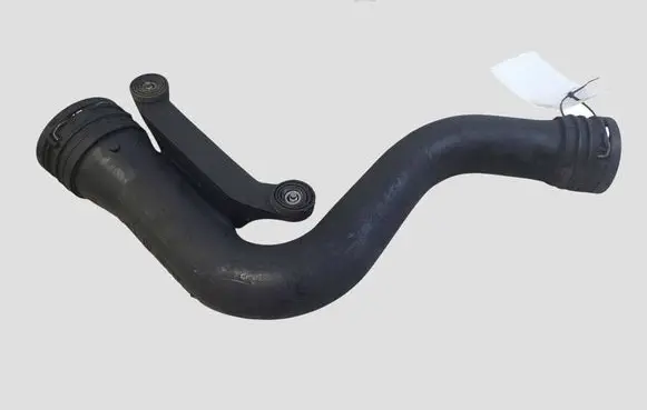 Volkswagen Touareg I Intercooler hose/pipe 1K0145762CK