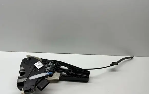 Ford Mustang VI Front door lock BF6AF21813BF ES73F224N03BE JR3B63219A65AB