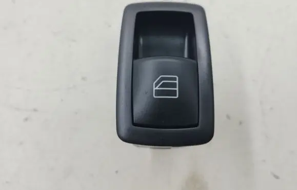Mercedes-Benz B W245 Electric window control switch A2518200510